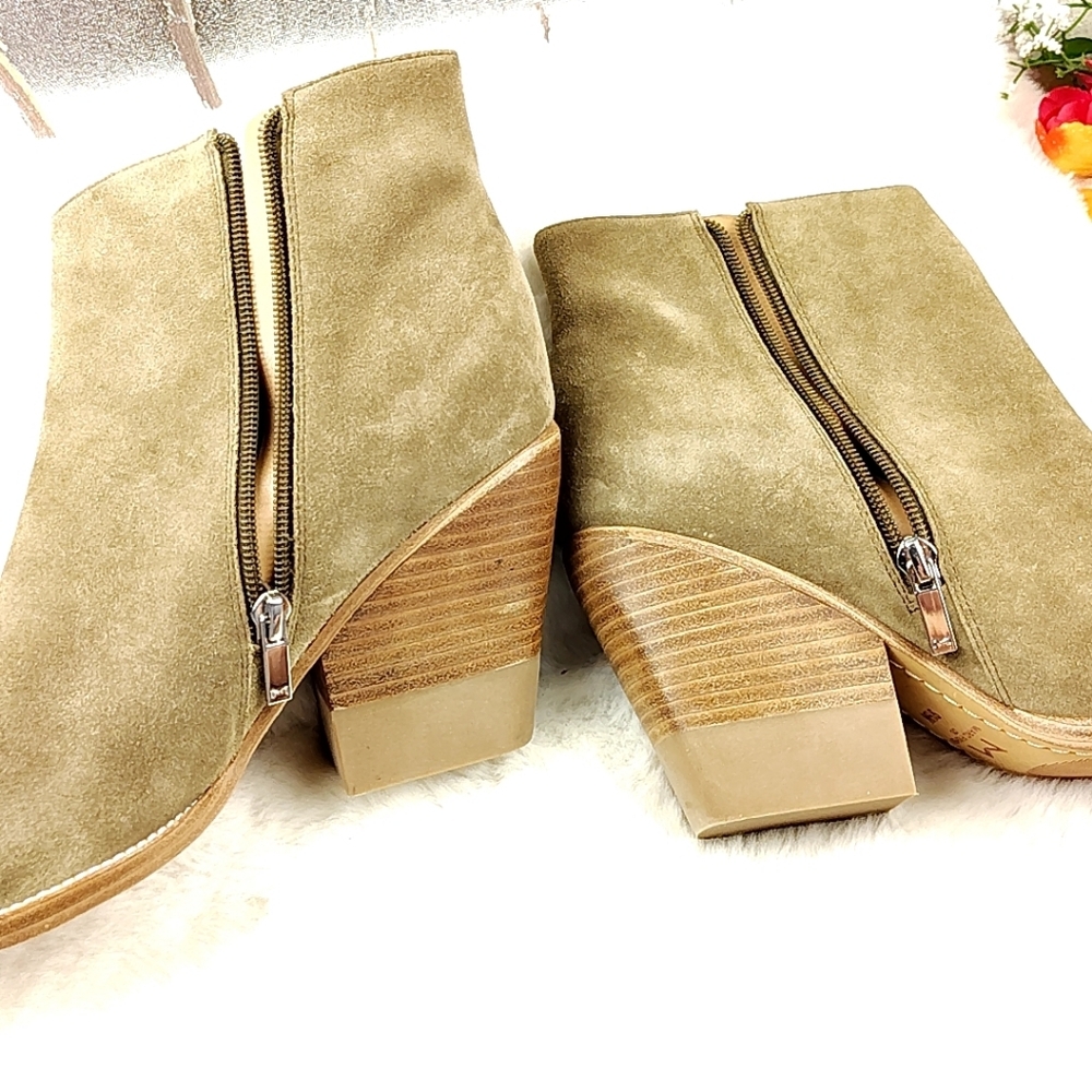 Marc Fisher Suede Bellen Ankle Boots Size 9.5 - Picture 7 of 15